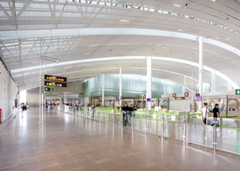 Aena sin ofertas para Tenerife Sur.