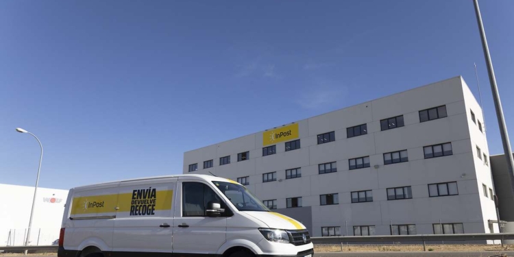 InPost aumenta un 24% su facturación hasta junio tras gestionar 740 millones de paquetes