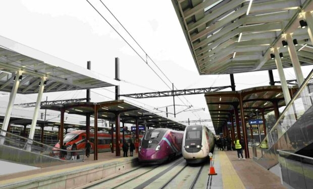La CNMC expedienta a Adif por sus bonificaciones ferroviarias