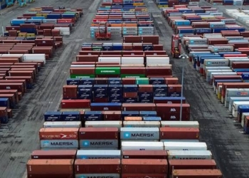 La crisis arancelaria obliga a la logística española a renegociar contratos