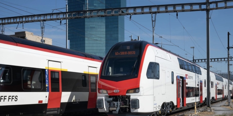 FS Logistix refuerza el transporte ferroviario en Italia con ocho locomotoras bimodo de Stadler