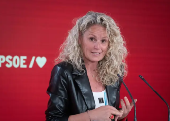 La dimisión de Montse Mínguez reabre el debate sobre vivienda y coherencia política