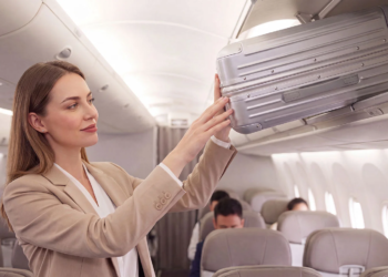 Las aerolíneas convierten el equipaje en un negocio millonario: 165.000 millones en ingresos extra en 2026