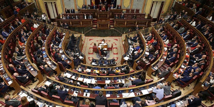 El adelanto electoral pone en riesgo la jubilación anticipada de los camioneros y otras medidas para el transporte