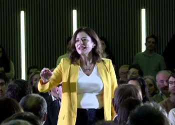 Democracia 21 irrumpe en la política española con una propuesta de regeneración institucional que recuerda a UPyD